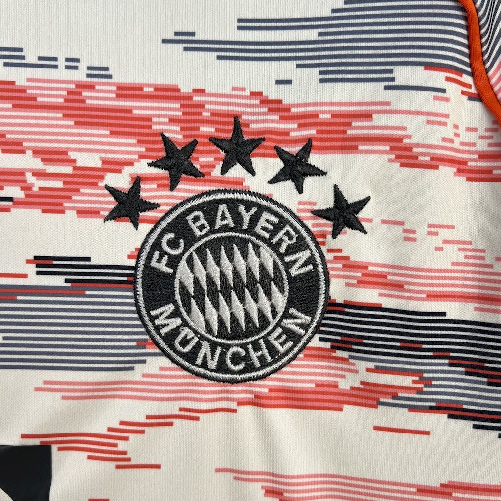 25-26 Bayern Munich Away