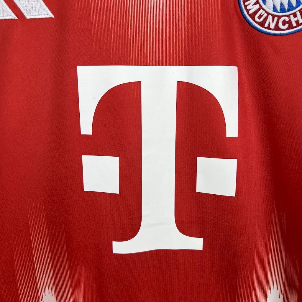 25-26 Bayern Munich Home