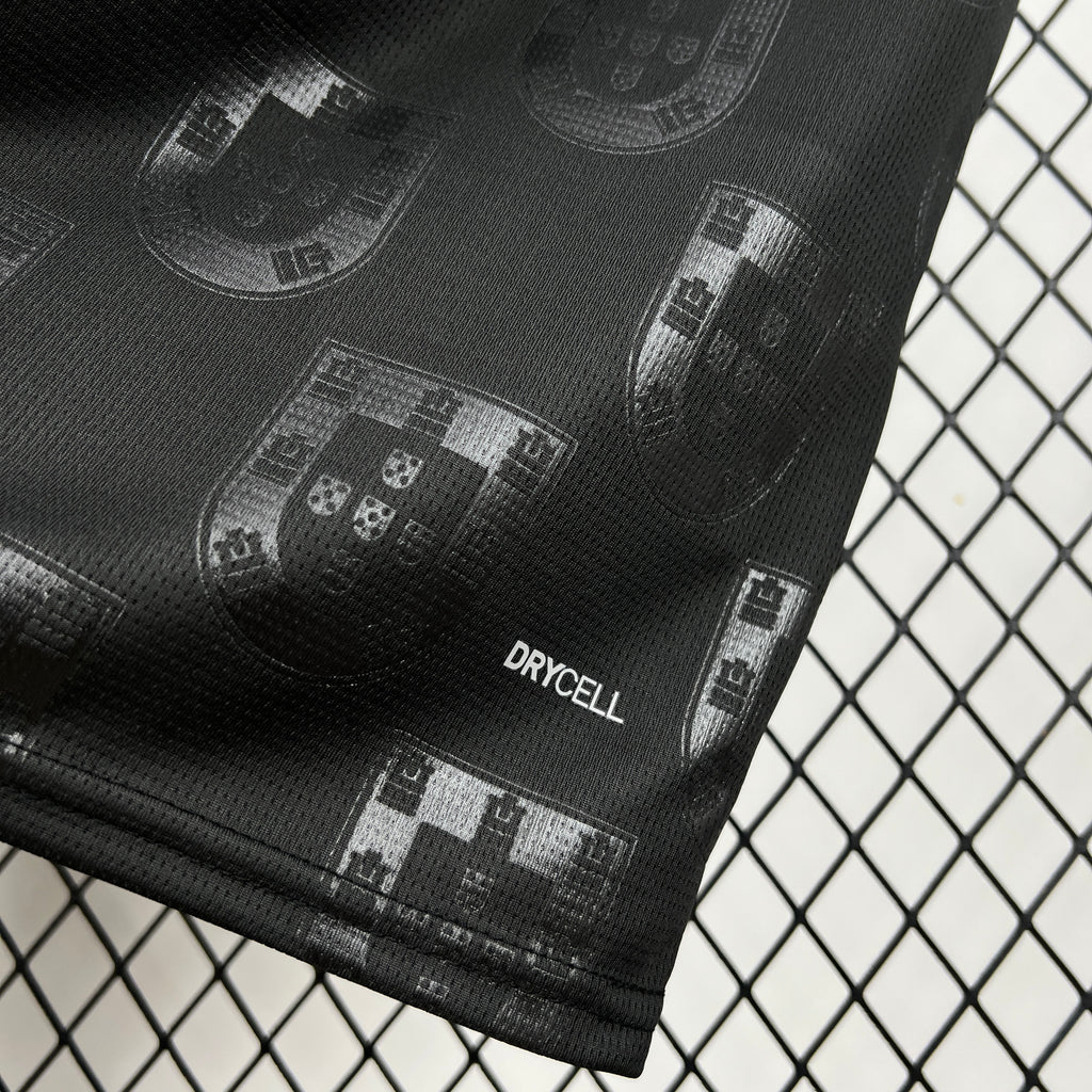 25-26 Portugal Special Edition Eusébio