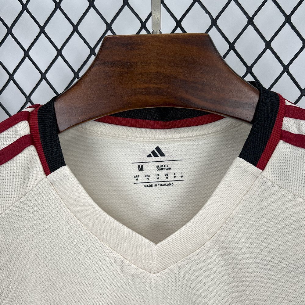 25-26 Liverpool FC Away