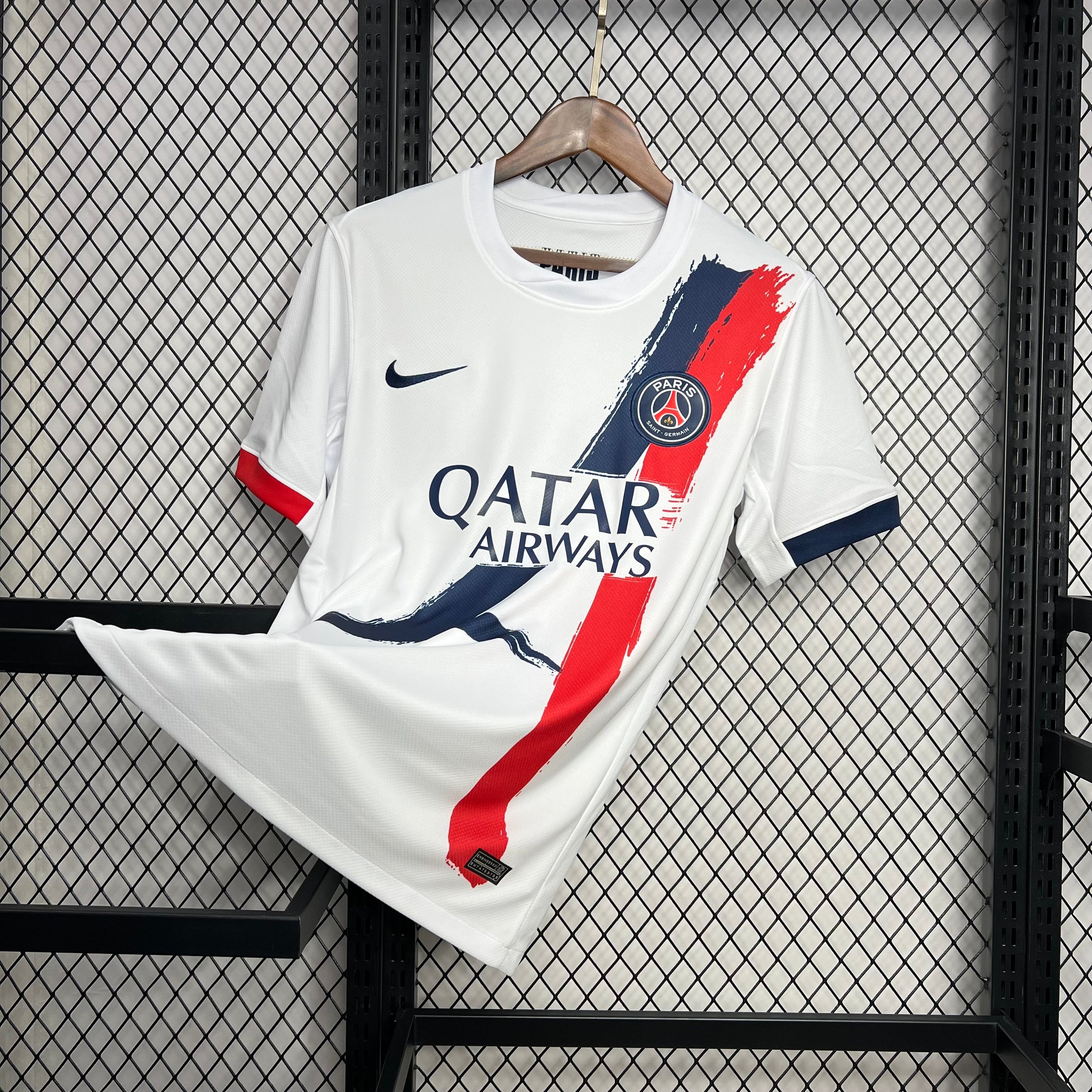 25-26 Paris Saint-Germain Away