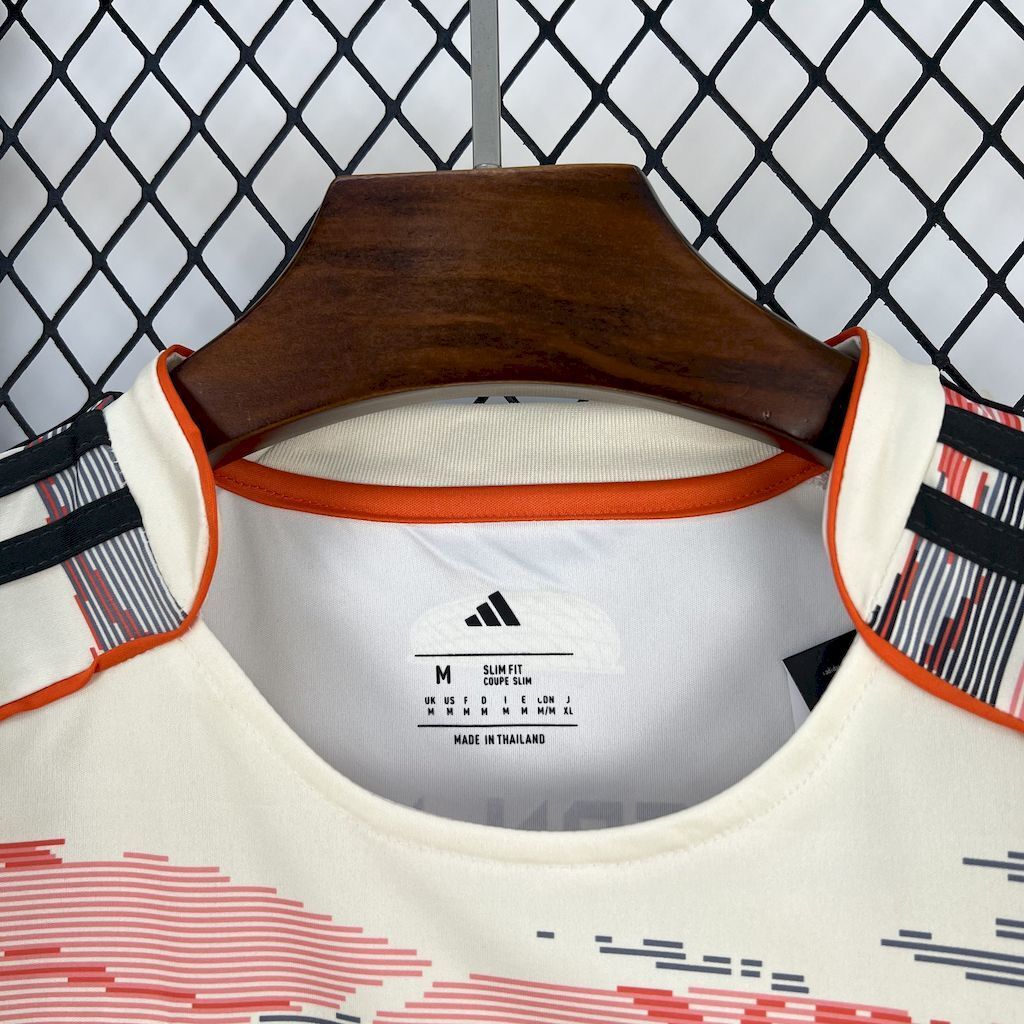 25-26 Bayern Munich Away