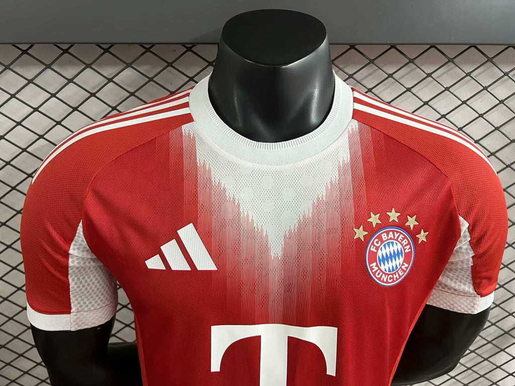 25-26 Player Bayern Munich home