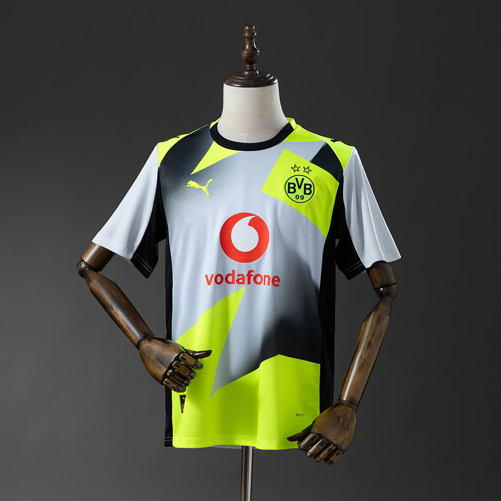 25-26 Dortmund away