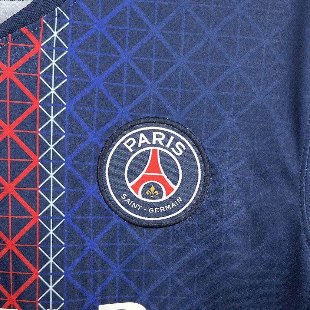 25-26 Paris Saint-Germain Home