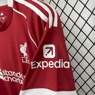 25-26 Liverpool FC Home