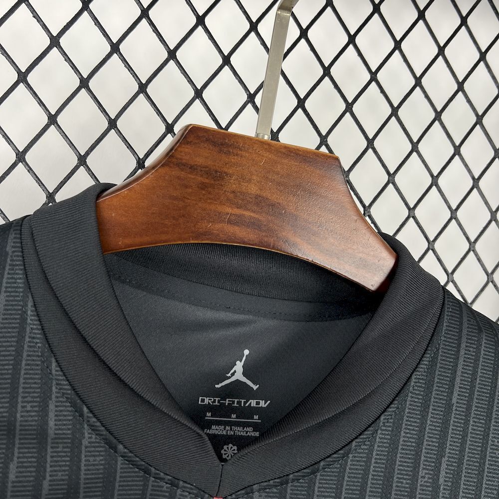 25-26 Paris Saint-Germain Fourth Away