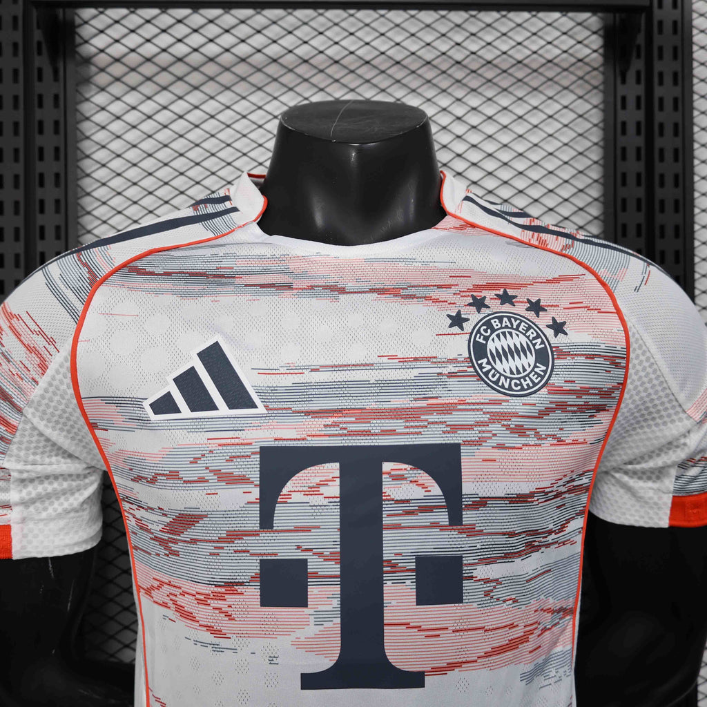 25-26 Player version: Bayern Munich away